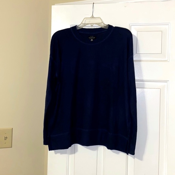 LUCKY BRAND navy blue sweater size medium - Picture 1 of 3